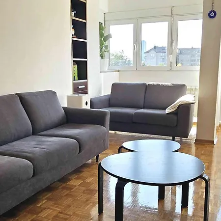 10 Apartment